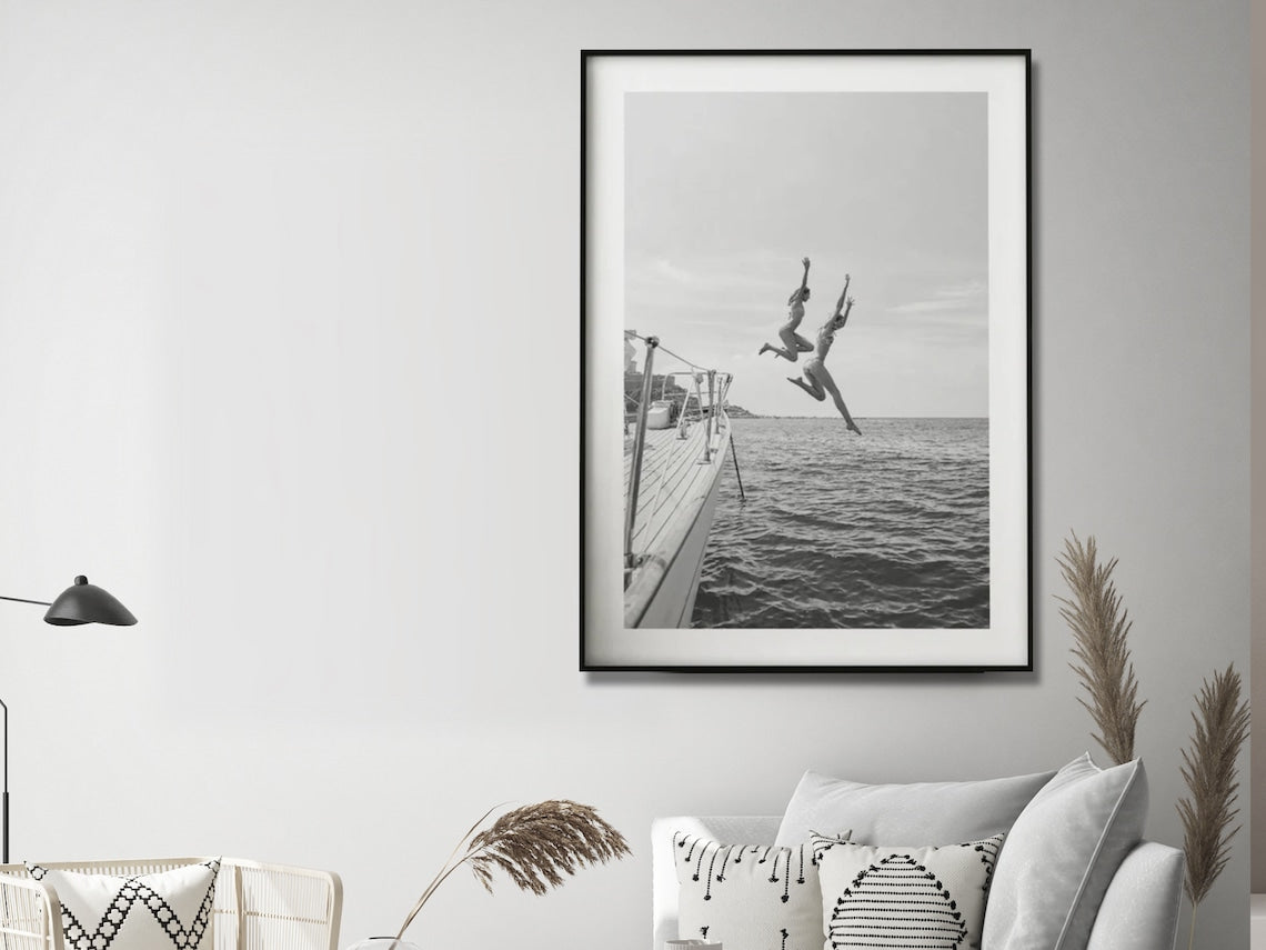 Wall Art 50cmx70cm Black and White Ocean Jump, Black Frame Canvas